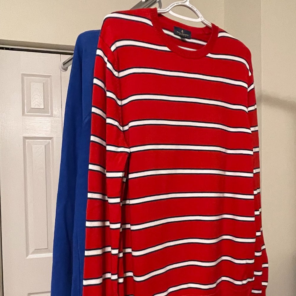 A Set of 2 Preloved Men’s Brooks Brothers Crewneck Pullover Sweatshirt